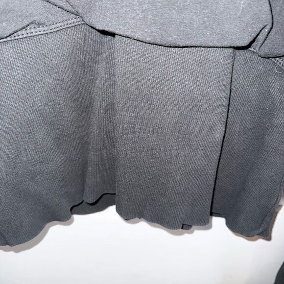 Danskin Black and White Swirl Pattern Jacket - Picture 5 of 6